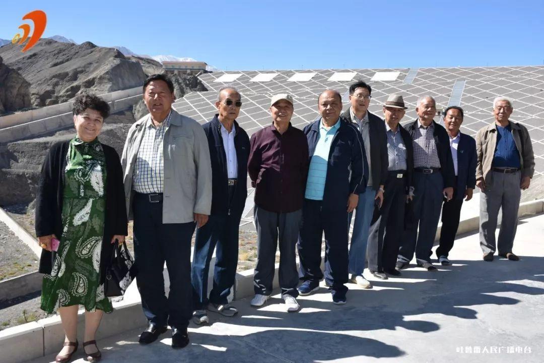 日本网红泡进恒河水，刚上岸就开始喉咙疼了，印度人为何会信仰恒河呢？游戏画面