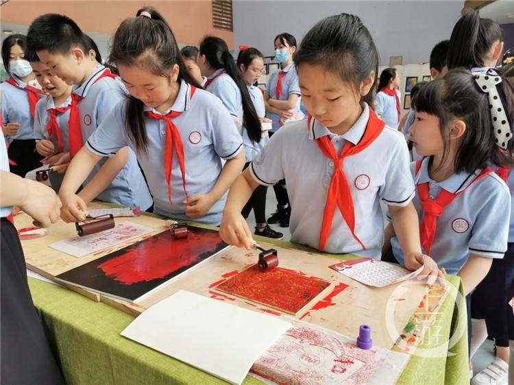 可爱的小孔雀救援